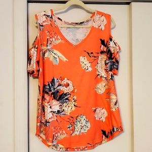 Boutique Orange Floral V Neck Cold Shoulder  Short Sleeve Size XL Top